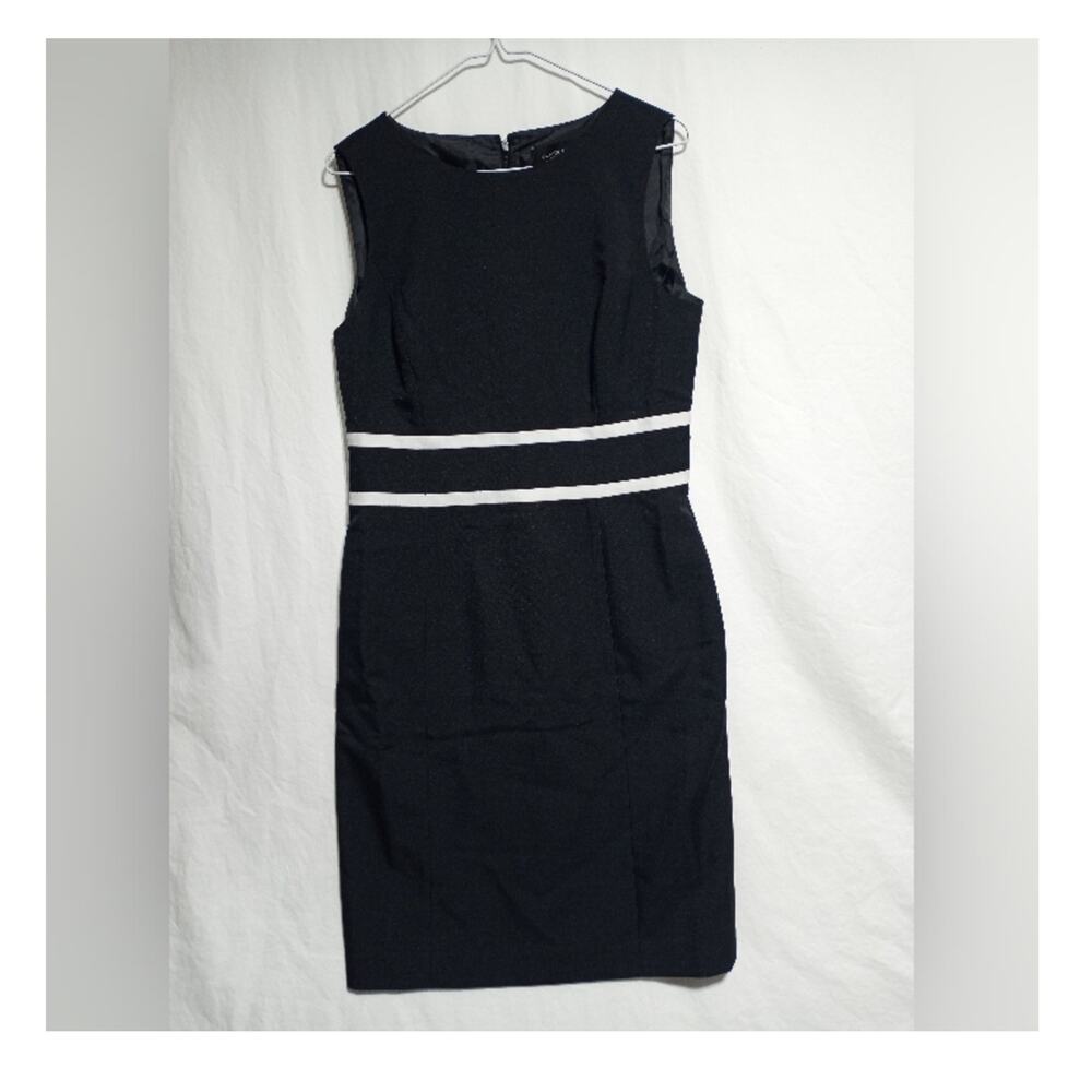 Black Label by Evan Picone Black Fitted Midi Dress with White Stripes Size 8